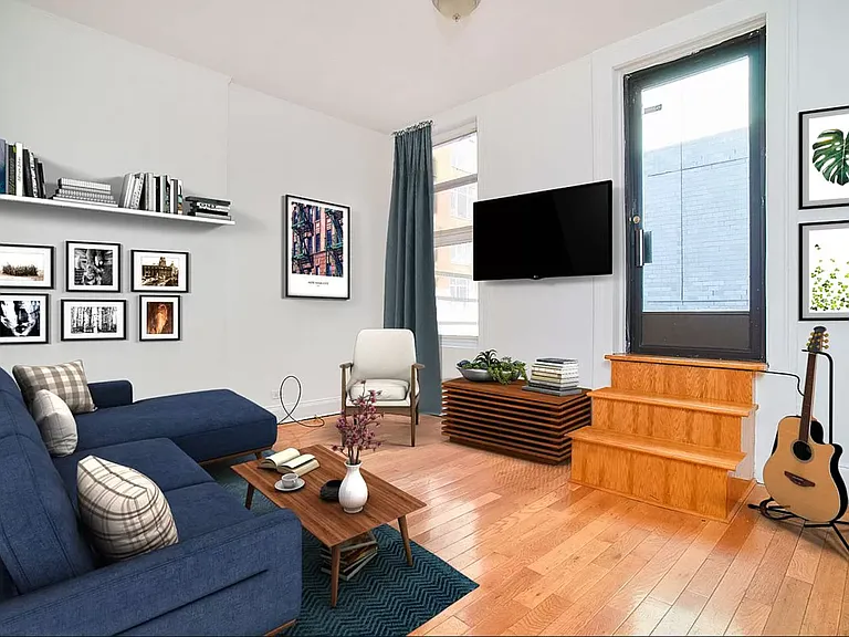 300 E 61st St #2-E — Photo 1