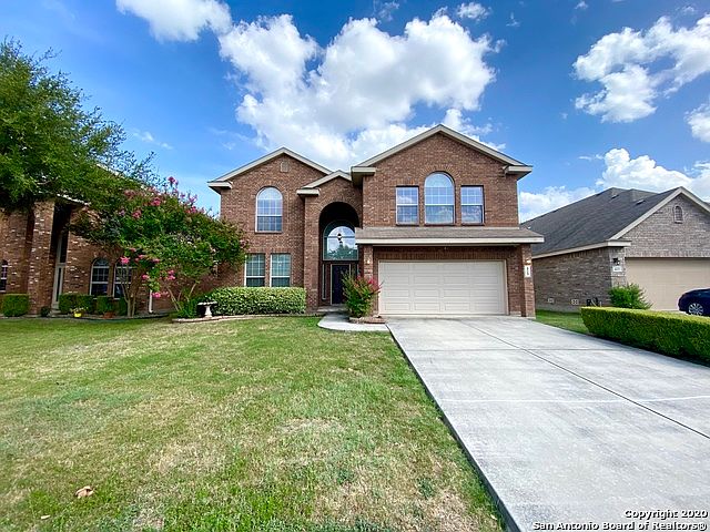 1st image of 429 Loch Lomond Dr