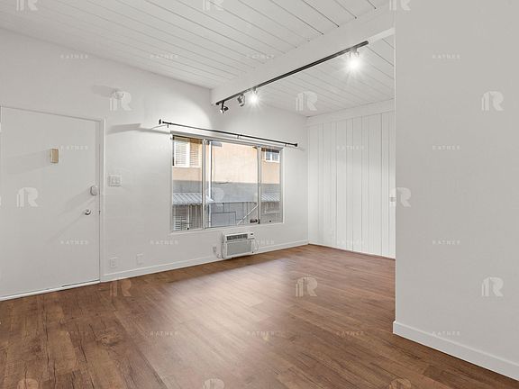 2nd image of 4135 Laurel Canyon Blvd APT 7