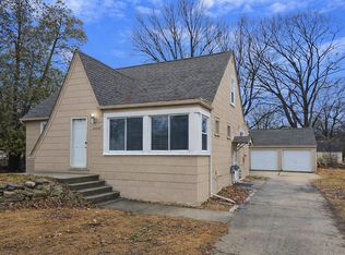 21671 Sunnyview Ave, Clinton Township, MI 48035