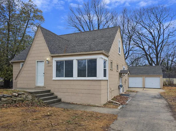 21671 Sunnyview Ave, Clinton Township, MI 48035