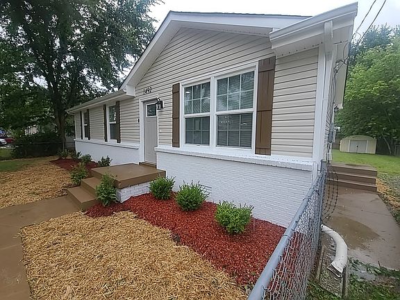 2nd image of 1492 Craig Dr