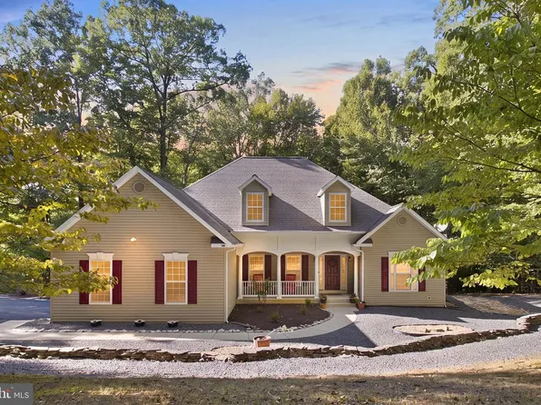 10105 Worman Dr, King George, VA 22485