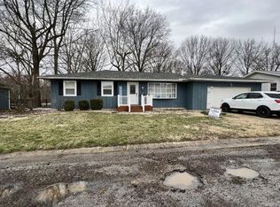 303 Apache Dr, Litchfield, IL 62056