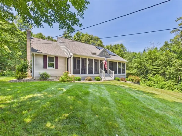 202 Silver St, Monson, MA 01057