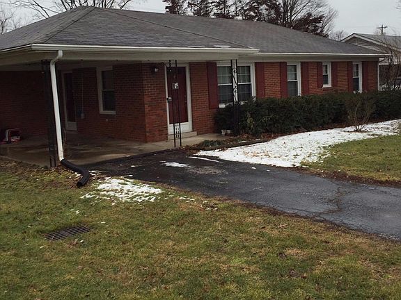 3rd image of 406 Hickory Hill Dr