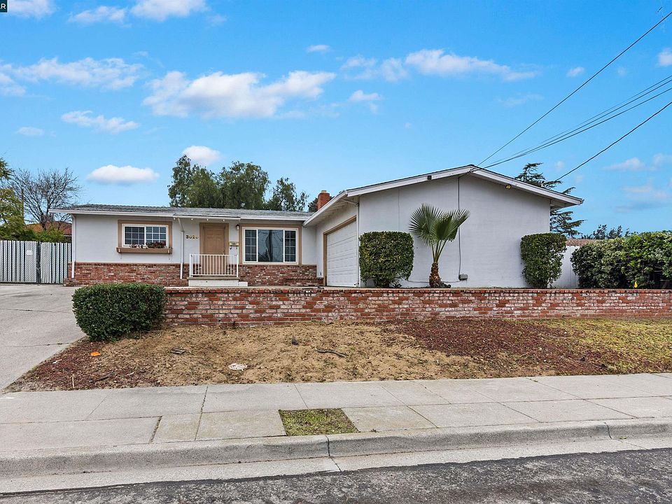 1st image of 3020 Windsor Dr