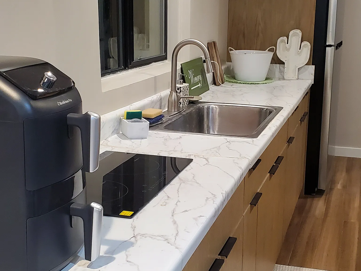 2 bed, 776 sqft, $1,975 — Photo 4