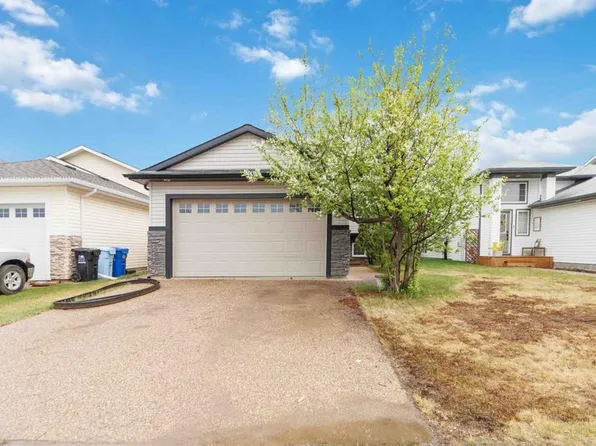 245 N Elm St, Wood Buffalo, AB T9K 0K2