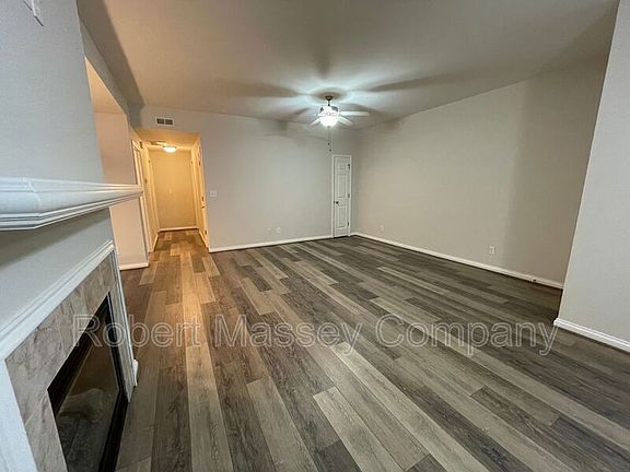 5th image of 346 S Dorsey Ln