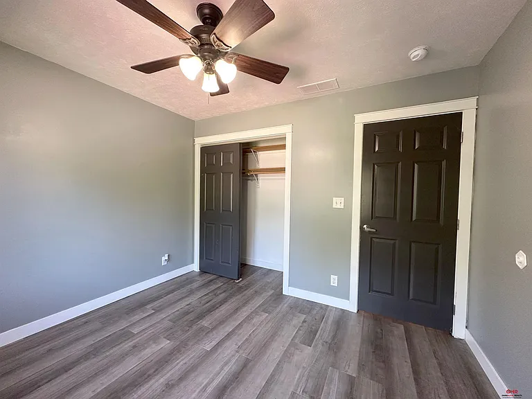 3445 S St — Photo 34