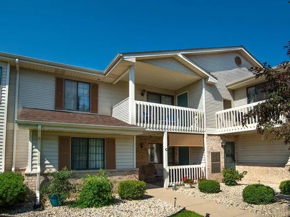 7202 98th AVENUE #J, Kenosha, WI 53142