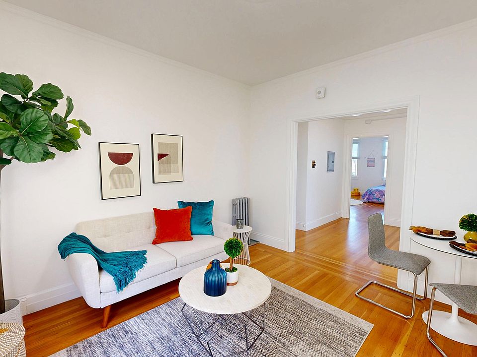 1st image of 2844 Lyon St APT 204