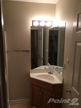 4th image of 554 Shenandoah Dr