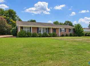 121 Westbury Dr SW, Huntsville, AL 35802