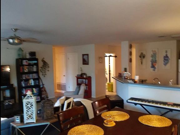5th image of 8101 Hawick Dr