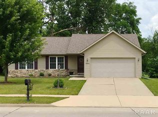 5727 N Frostwood Pkwy, Peoria, IL