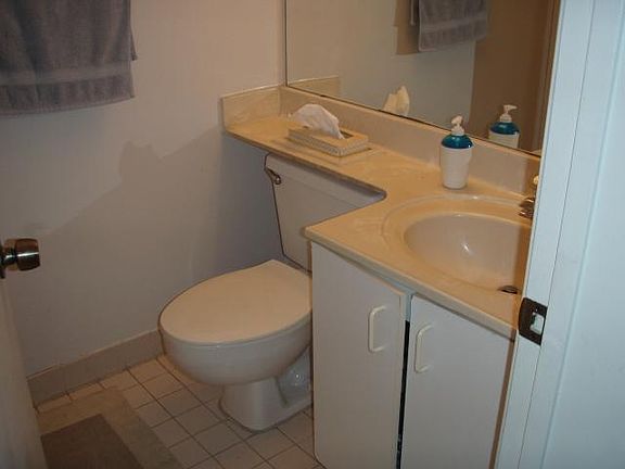 4th image of 4368 NW 97 Ct
