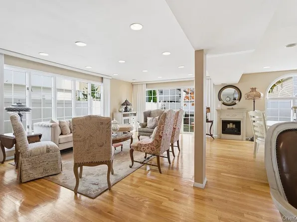 163-15 84th Street image 11 of 32