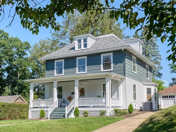 613 Washington Ave, Oakmont, PA 15139