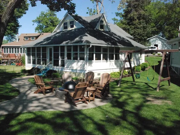 W227 Lake STREET, Genoa City, WI 53128