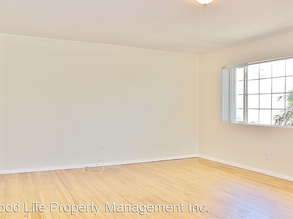 4th image of 5212 La Dorna St