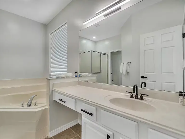 2801 Lido Key Ct — Photo 10