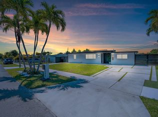 11290 SW 48th St, Miami, FL 33165