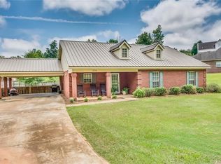 536 Gunnells Rd, Deatsville, AL 36022