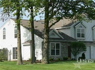 5505 Thornbriar Ln, Fort Wayne, IN 46835