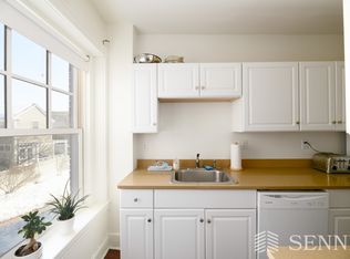 55 Magazine St APT 23, Cambridge, MA 02139