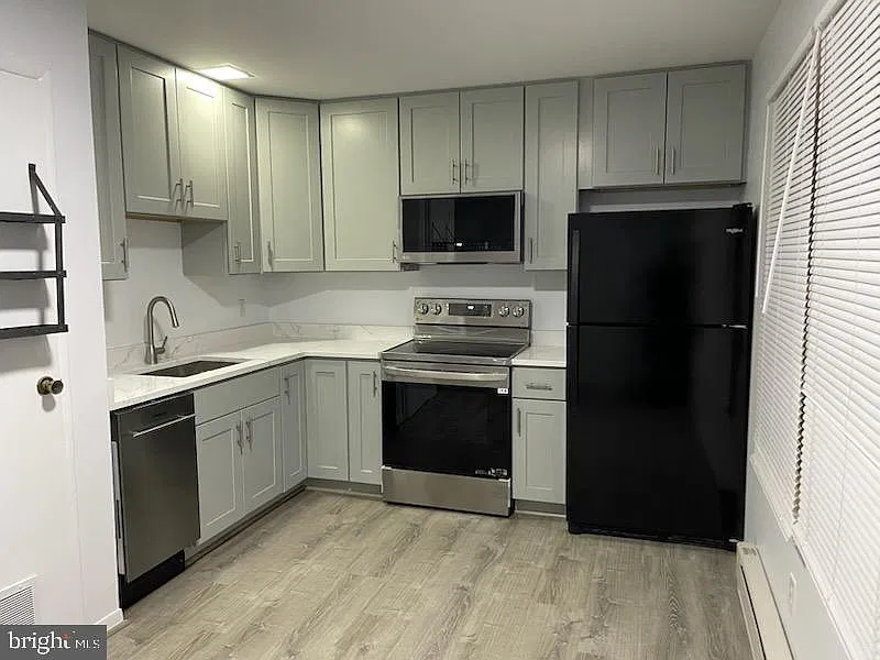 2 bed, 1.5 bath, $1,895 — Photo 3