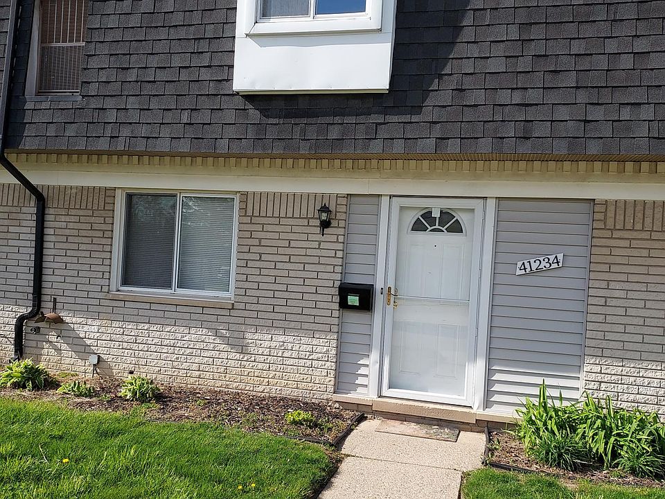 1st image of 41234 N Woodbury Green Dr
