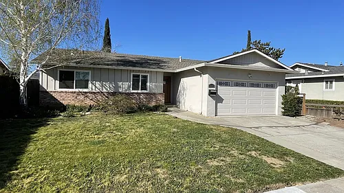 3713 Justine Dr Photo 1
