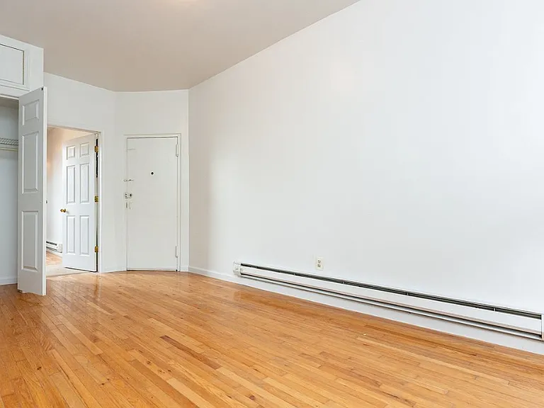 43 Cumberland St #1R — Photo 9