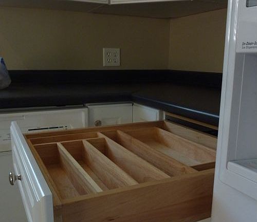 Use the full length of these dovetail jointed drawers