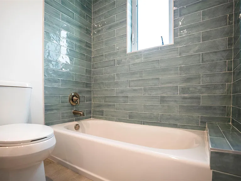 1413 NE 5th Ave #1 — Photo 19