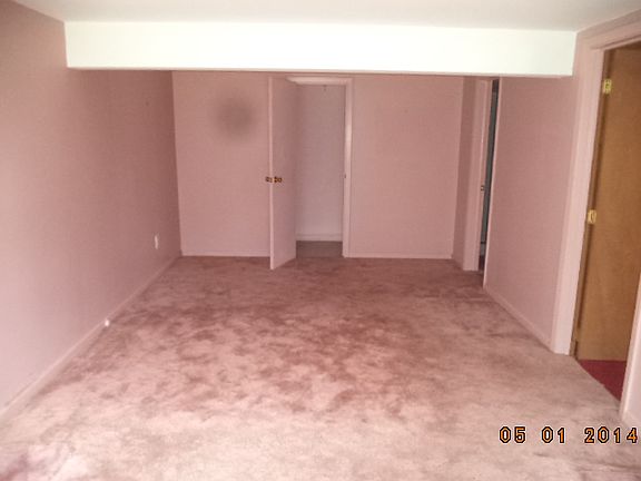 4th image of 6021 Niederlander Ln