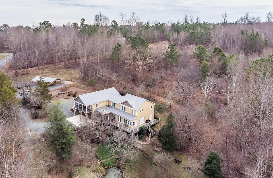 2nd image of 2209 Buckner Clark Rd