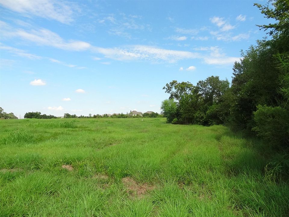 2nd image of 19507 Old Galveston Rd Lot 5