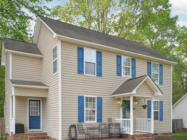 124 Saint Johns St, Knightdale, NC 27545