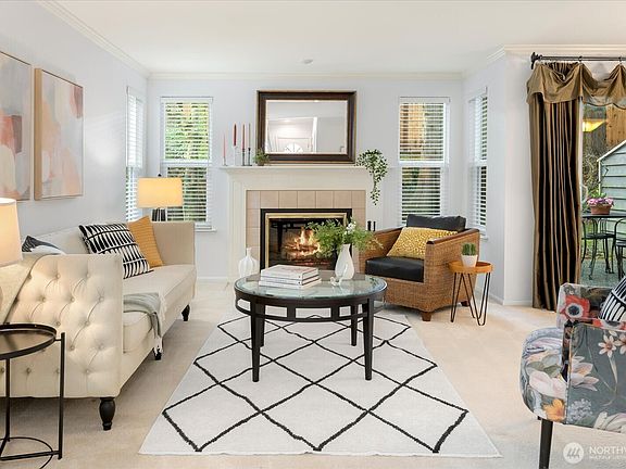 3rd image of 15907 NE 40th Way #32A