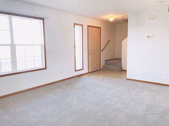 3rd image of 5488 Bastian Blvd