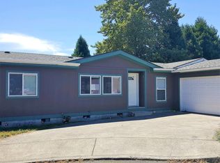 3348 SE 112th Ave APT 1, Portland, OR 97266