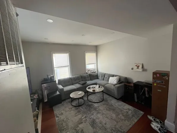 225 Calumet St #2, Roxbury Crossing, MA 02120