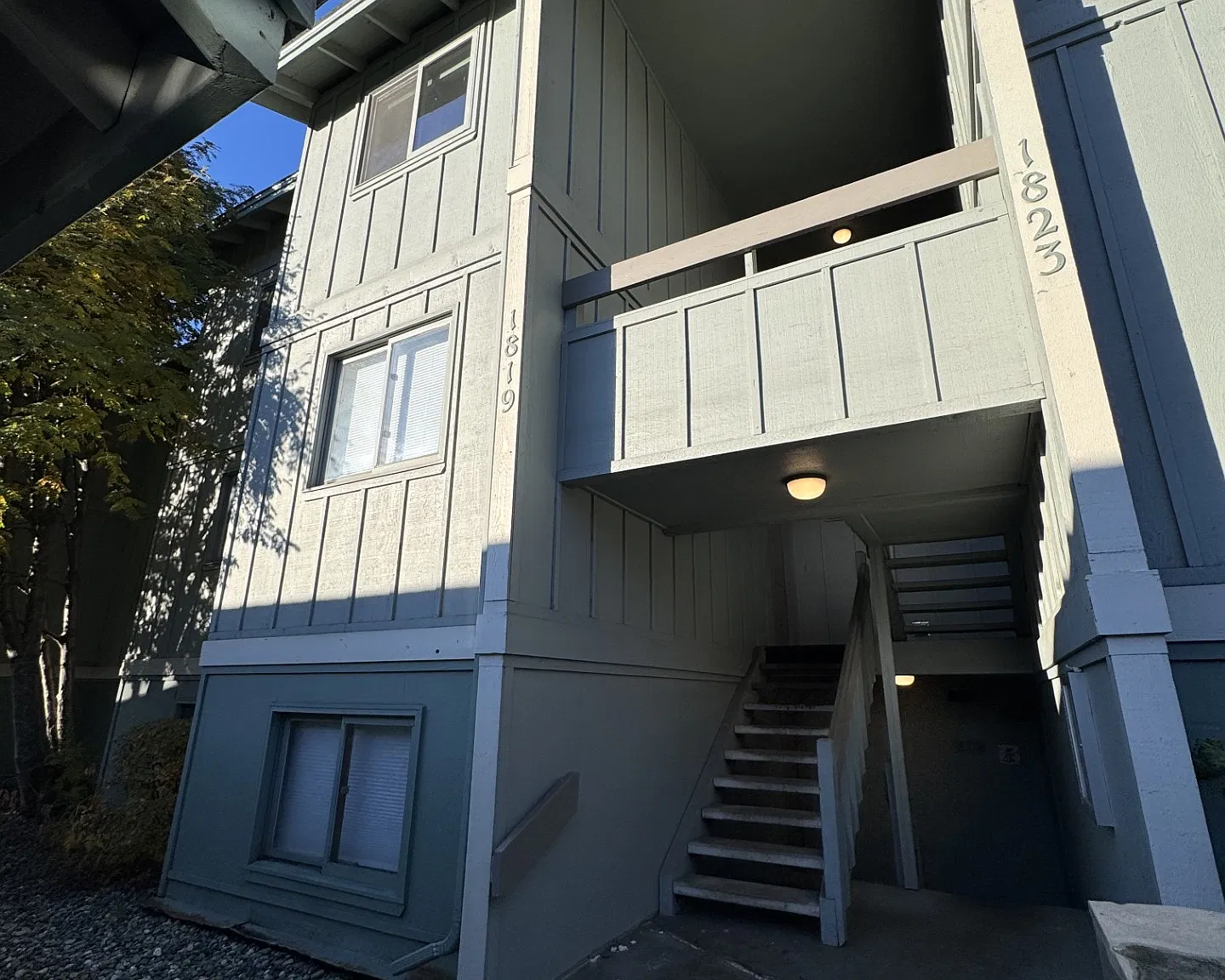 2 bed, $1,900 — Photo 1
