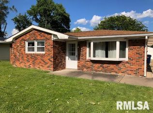 2311 8th St, Silvis, IL 61282