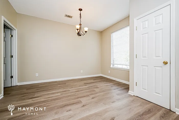 373 Smokewood Way — Photo 6
