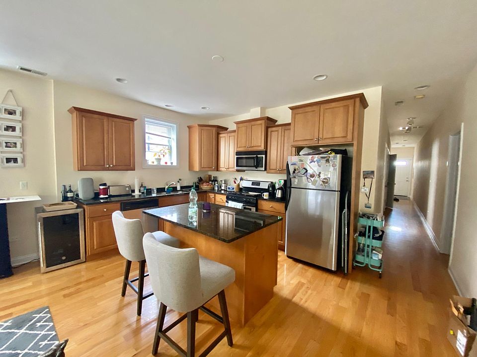 1st image of 5520 W Edmunds St APT 2S