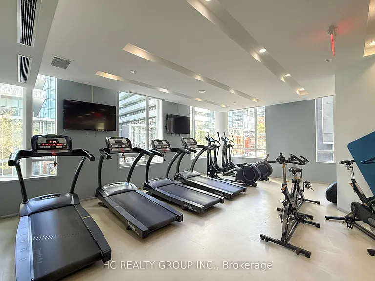 45 Charles St E #4509 — Photo 11